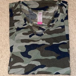 Camo muscle tee